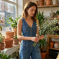 Locker sitzender Jumpsuit mit weiten Beinen und Taschen