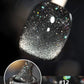Glitzernder Katzenaugen-Nagellack